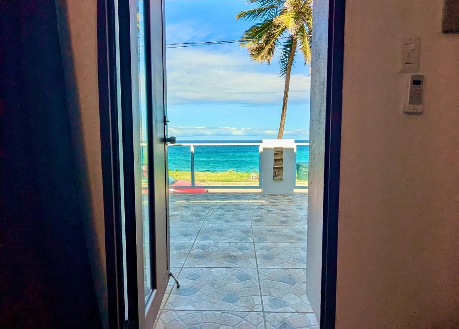 Modern Oceanfront Apartment location