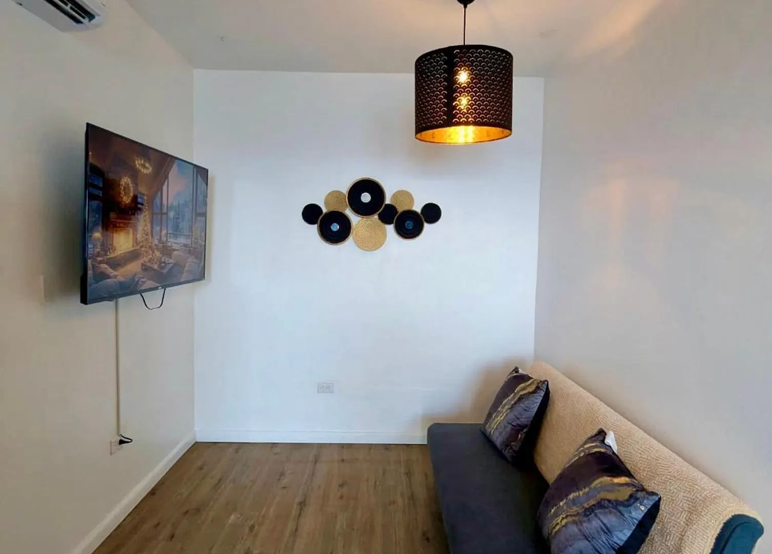 Modern Oceanfront Apartment Arecibo