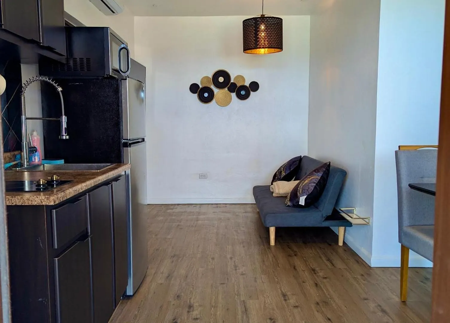 Modern Oceanfront Apartment Arecibo
