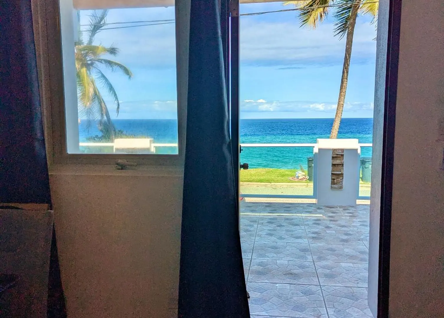 Modern Oceanfront Apartment Arecibo 0*,  Puerto Rico
